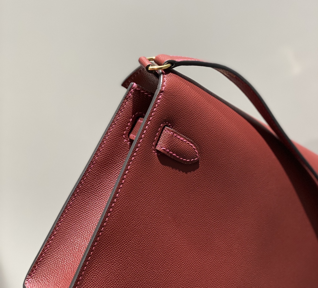 Hermes Kelly Elan Shoulder Bag in Bordeaux Epsom Leather 